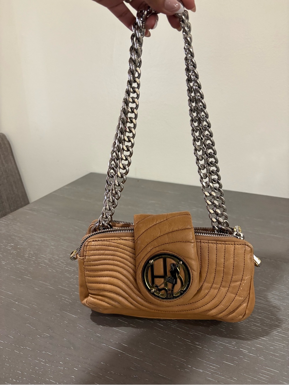 Henri Bendel Quilted Chain Shoulder Bag Leather in Black USED Good Condition